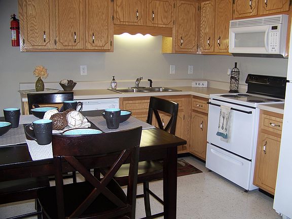 4th image of 3422 Cainlo Dr APT B