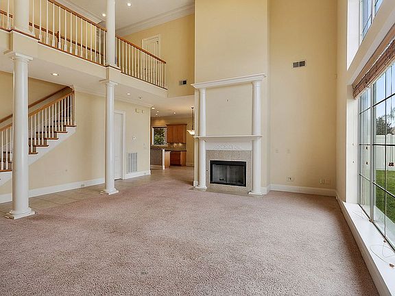 4th image of 1757 Sherbrooke Ln