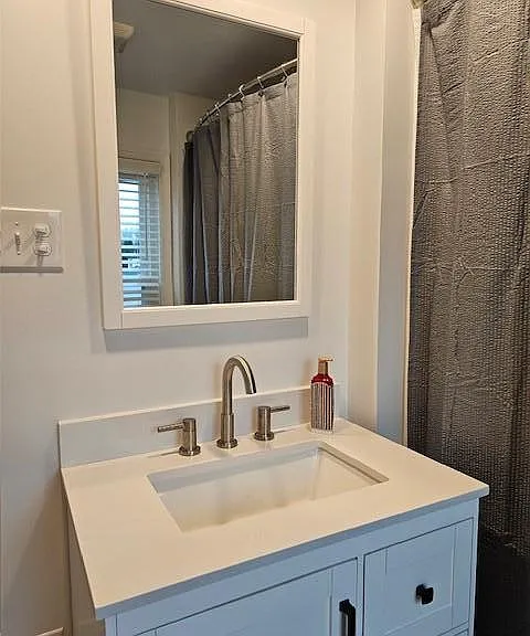 NEW VANITY IN 2ND FLOOR BATHROOM