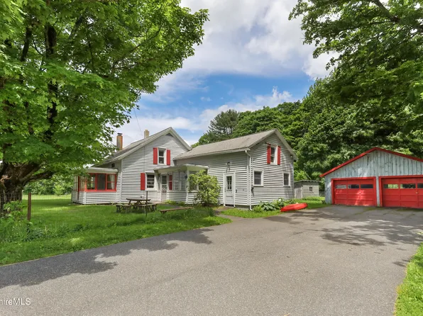 414 N Plain Rd, Great Barrington, MA 01230