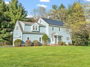 2 Thistle Ln, Westford, MA 01886
