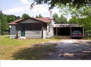 1322 Heaven Dr, Saint Stephen, SC 29479