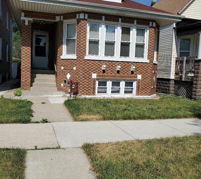 1st image of 6926 S Rockwell St