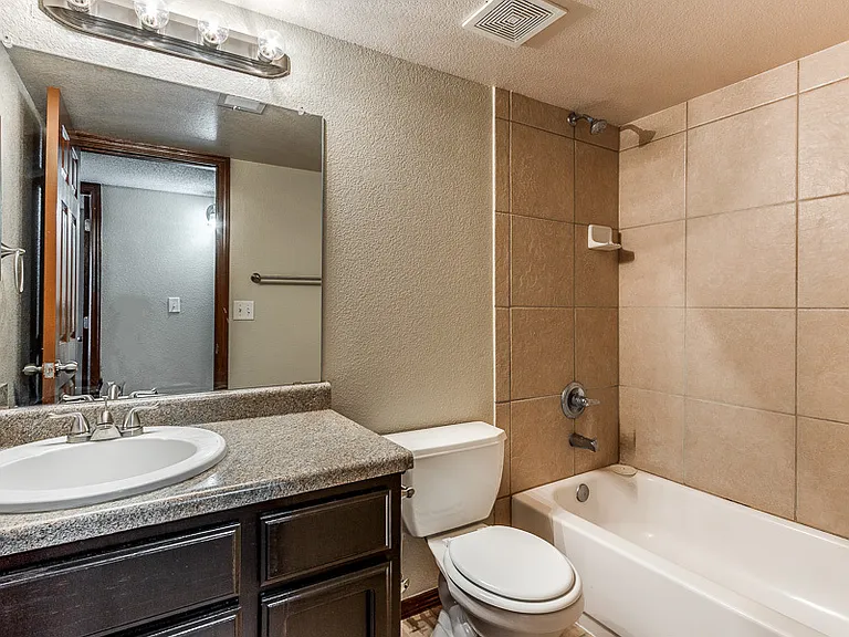 5337 Manuel Puentes Ct — Photo 20