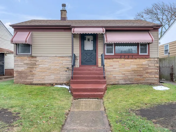 2727 Birch Ave, Whiting, IN 46394