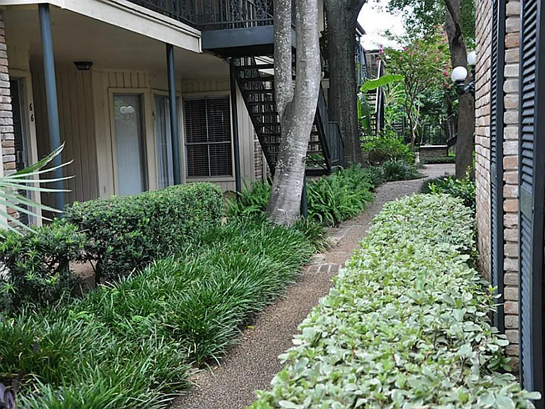 800 Post Oak Blvd #6 — Photo 15