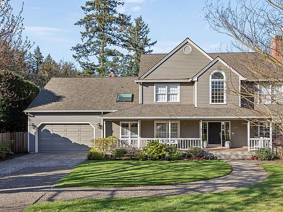 2nd image of 5996 Suncreek Dr