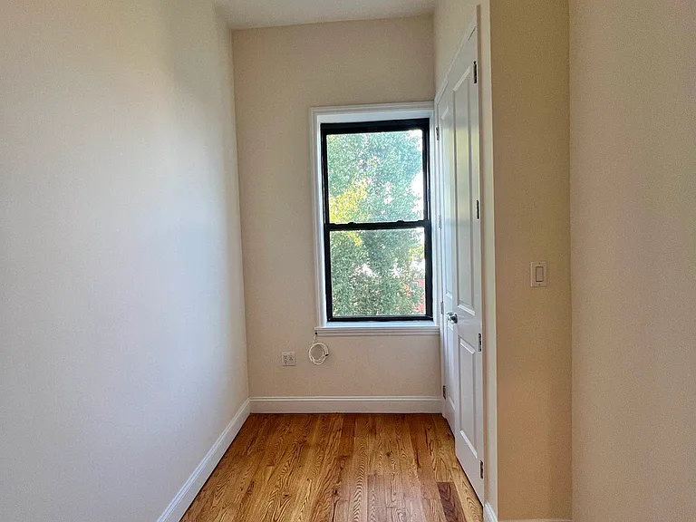 637 Saint Marks Ave #4C — Photo 3