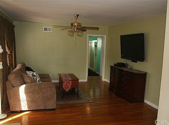 LIVINGROOM W/ HALLWAY DOOR