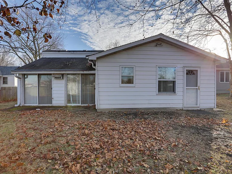 409 N Vorcey St — Photo 22