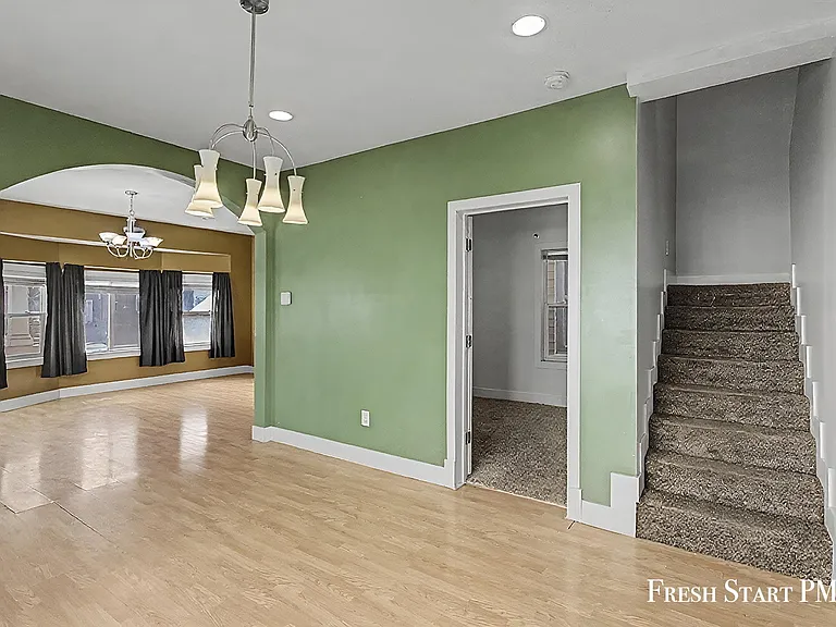 1113 Alpine Ave NW — Photo 15