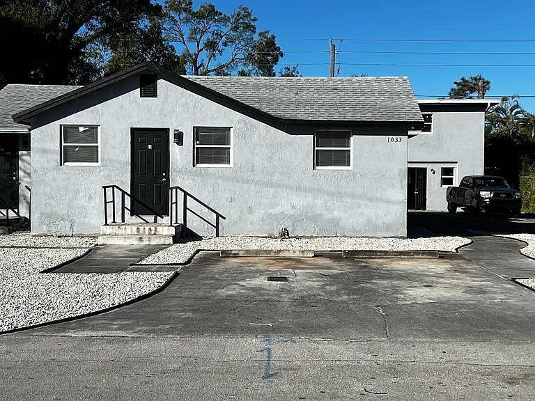 1033 NW 3rd Ave #1 — Photo 7