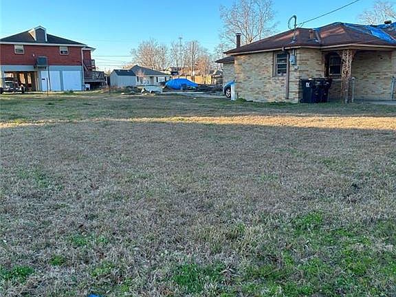 5th image of 1710 Aycock St