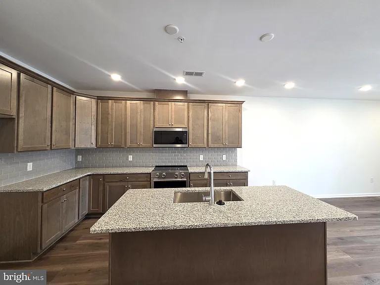 83 Bethlehem Pike #1205 — Photo 11