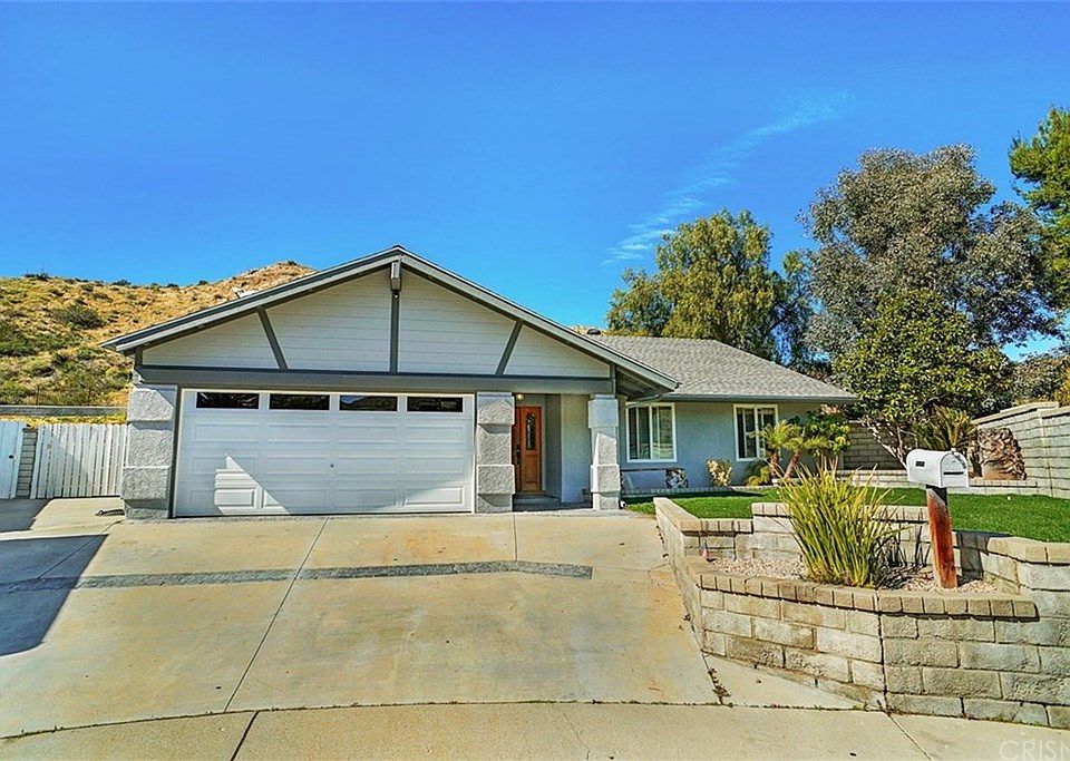 1st image of 14645 Camelia Hill Way