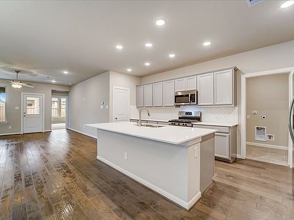 The Carolwood - Kitchen