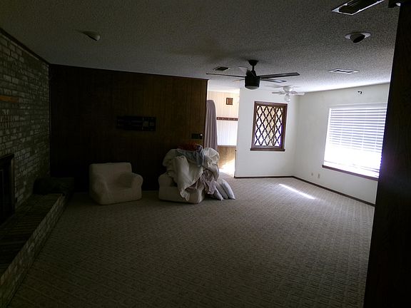 4th image of 1449 W Will Rogers Dr