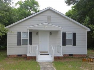 1108 Pineview St, Camden, SC 29020