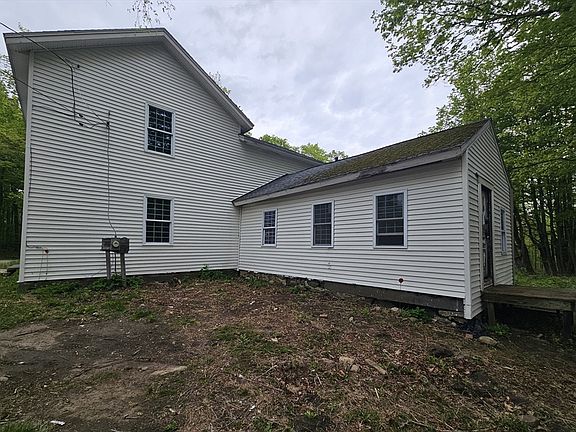 3rd image of 1 Crane Rd
