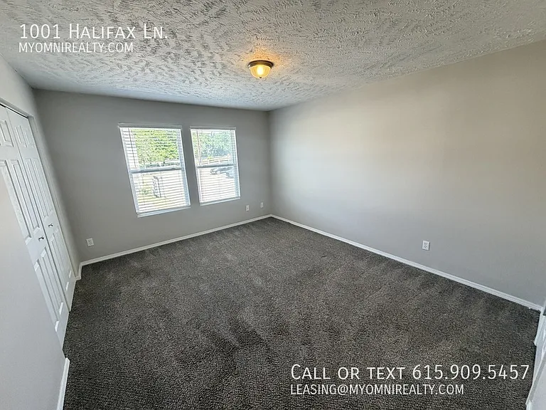 1001 Halifax Ln — Photo 8