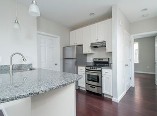 106 Prince St APT 5, Boston, MA 02113