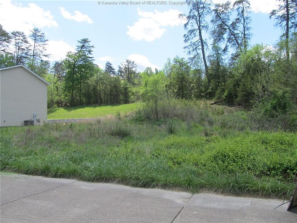 2nd image of 442 Pebble Creek Dr