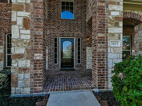 3rd image of 3423 Walker Falls Ln
