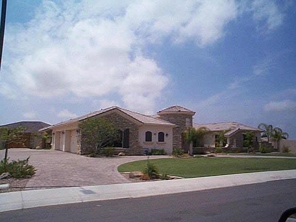 4th image of 5805 S Topaz Place #90