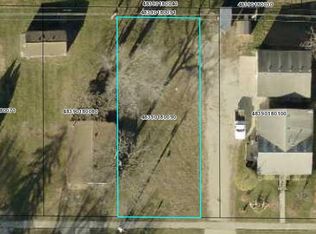 506 W 2nd Ave, Indianola, IA 50125