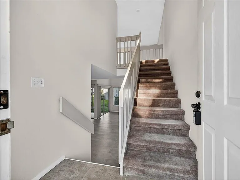 4843 Napoli Ct NE — Photo 21