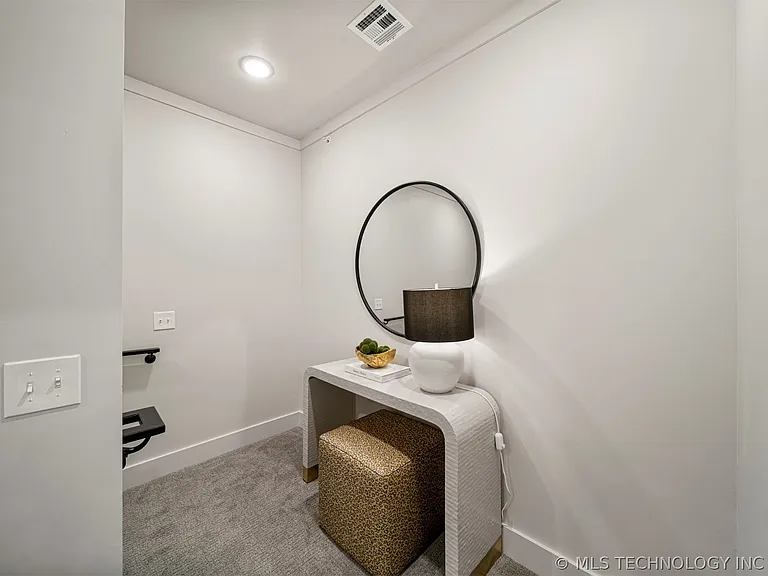 3777 Riverside Dr #3777 — Photo 38