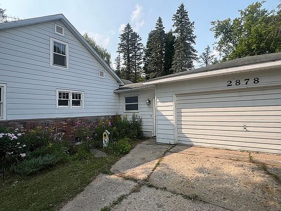 3rd image of 2878 Elm St SE