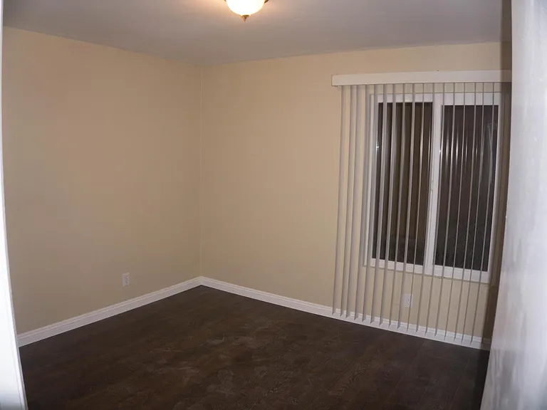 704 W 1st Ave #3 — Photo 7