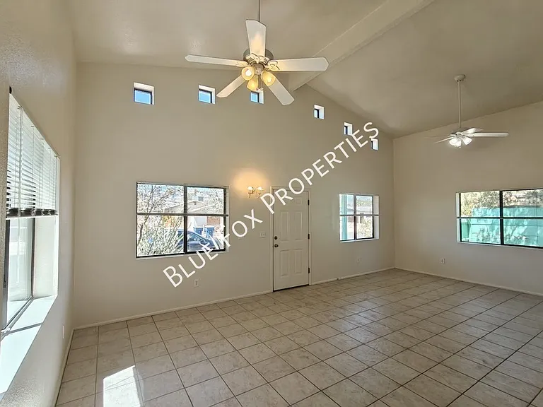 3318 E Bellevue St #B — Photo 14