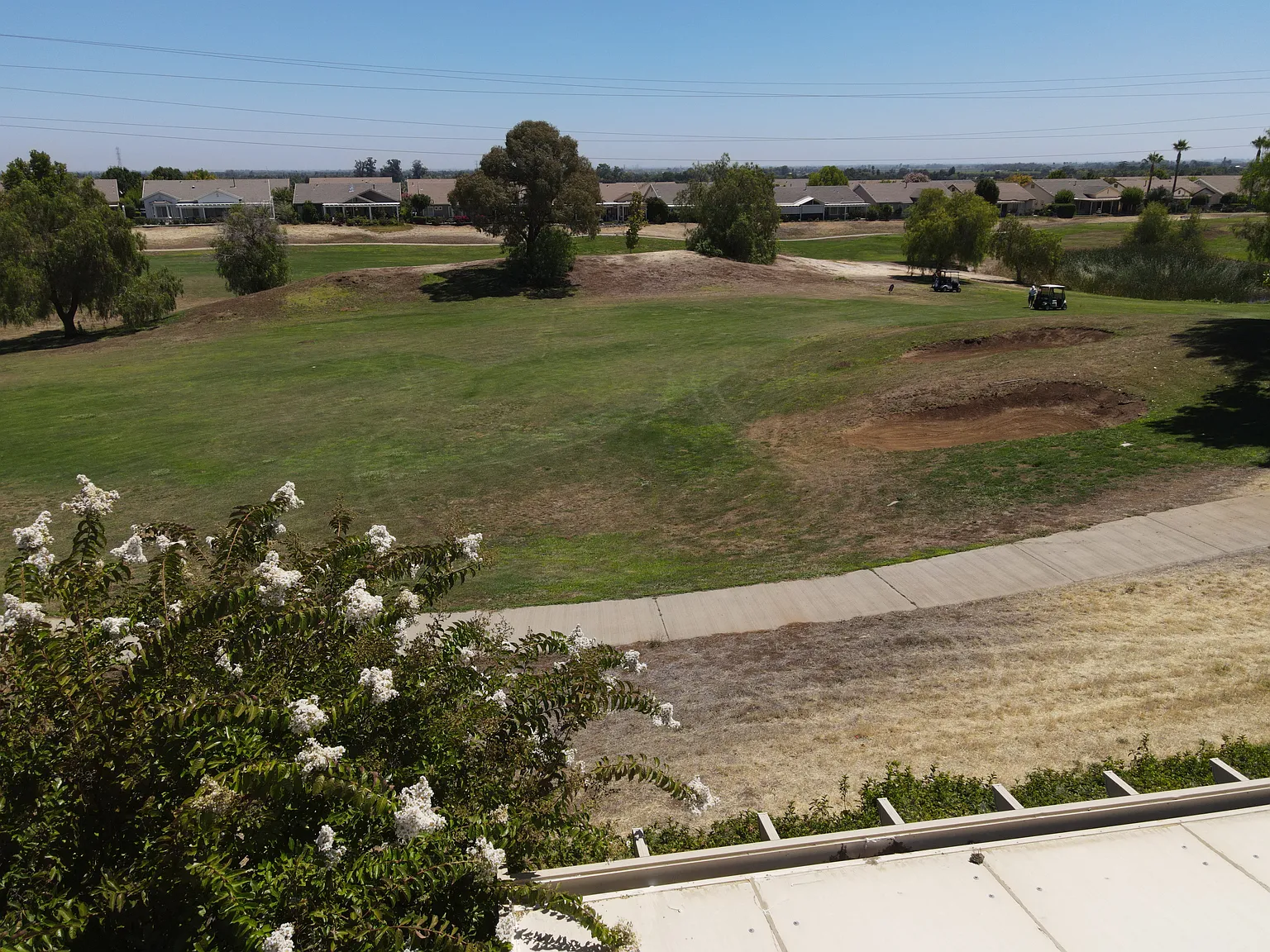 2 bed, 2.5 bath, 2665 sqft, $3,500 — Photo 2