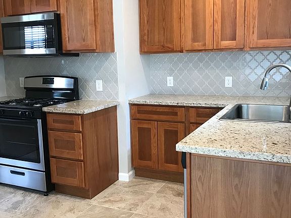5th image of 2714 F St APT 06