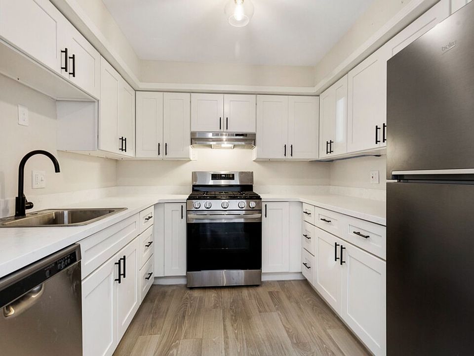 1st image of 1633 Boylston Ave #308