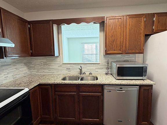 4th image of 1744 William Blount Dr