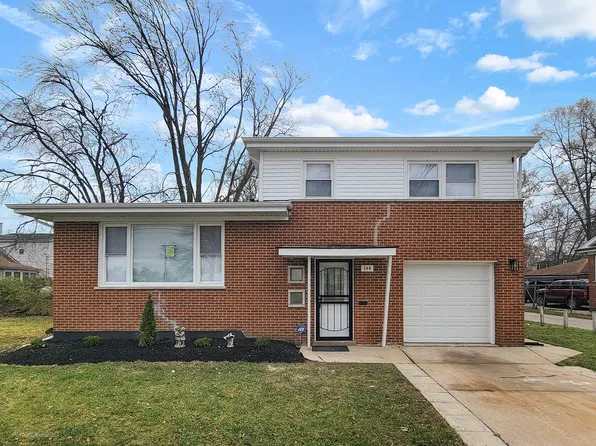 240 E 148th St, Harvey, IL 60426