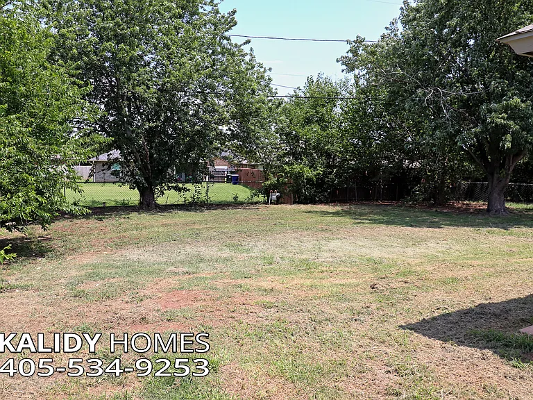 6001 SE 8th St — Photo 26