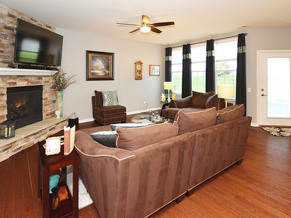4th image of 601 Pleasant Dr