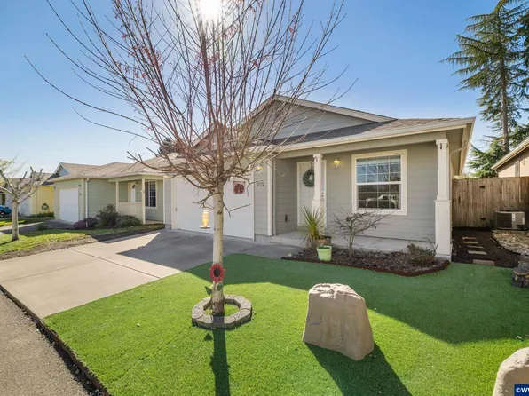 2572 Char Cir NW, Salem, OR 97304
