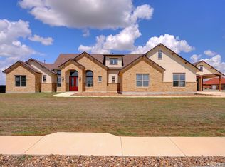 8315 Quail Covey Ln, San Antonio, TX 78263