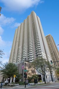 6033 N Sheridan Rd APT 36G, Chicago, IL, 60660