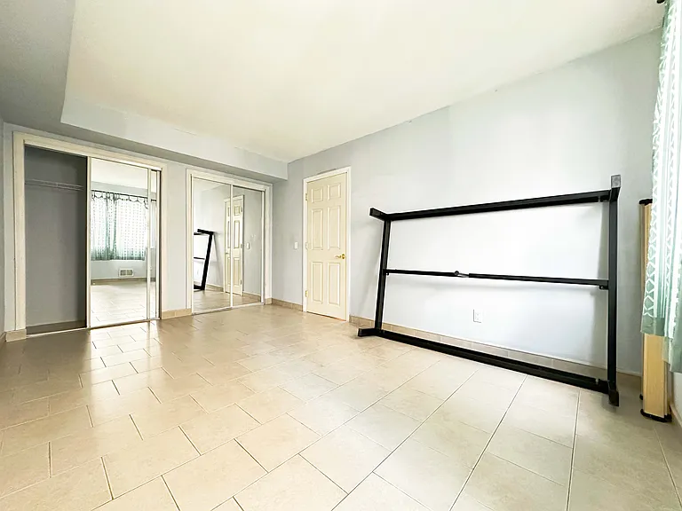 175 Keating Pl #1 — Photo 3