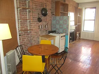 Rented by Anna Pastoressa, LREB