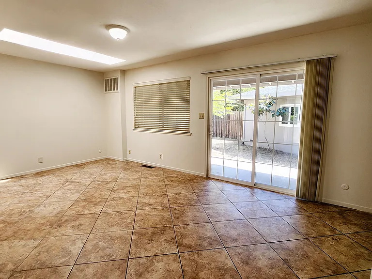 4522 Arden Way — Photo 18