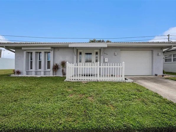 10361 Larchmont Pl N, Pinellas Park, FL 33782