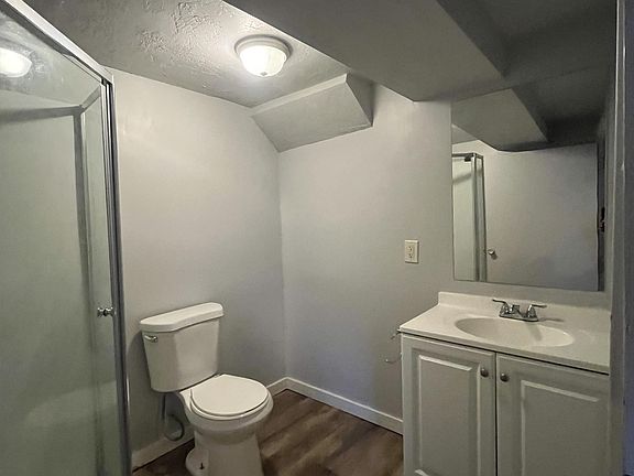 4th image of 978 E Garfield Ave