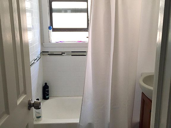 3rd image of 65 W Broadway APT 13B